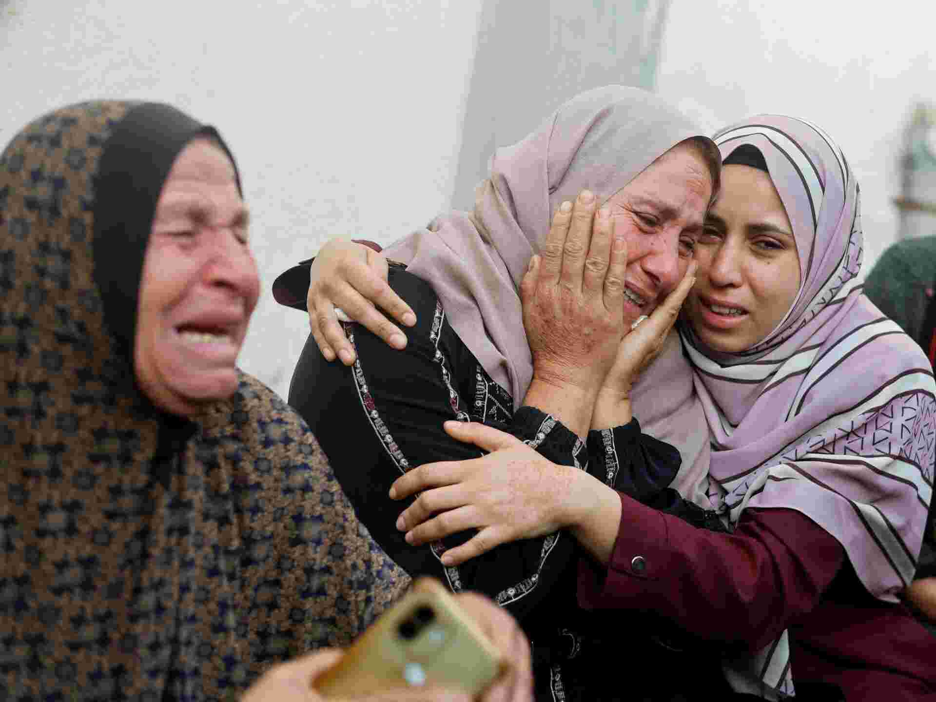 Israel’s war on Gaza live: 13 children from same family killed in strikes | Israel War on Gaza News 