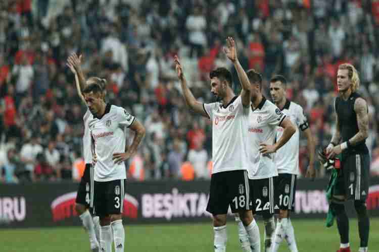 When is the Sarpsborg - Beşiktaş match on which channel at what time?