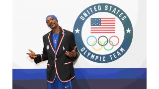 Snoop Dogg to carry Olympic torch in final stretch 
