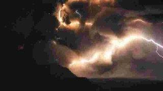Volcano erupts in Russia after 7.0-magnitude earthquake, sending ash column 5 miles high