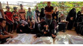 At least 10 Palestinians killed in major Israeli raids across West Bank